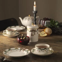 Royal Copenhagen Star Fluted Christmas Kop En Schotel -Keukenware Verkoop 24867 02 03 581afc0830