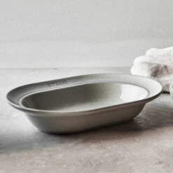 Staub New White Truffle Schotel Ovaal -Keukenware Verkoop 502912 01 10 EnvironmentImage bc0f214be3