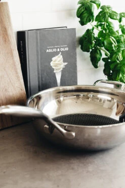 Heirol Steelsafe Wokpan 7 Heirol Steelsafe Wokpan -Keukenware Verkoop 515871 01 4 EnvironmentImage b619f0e665